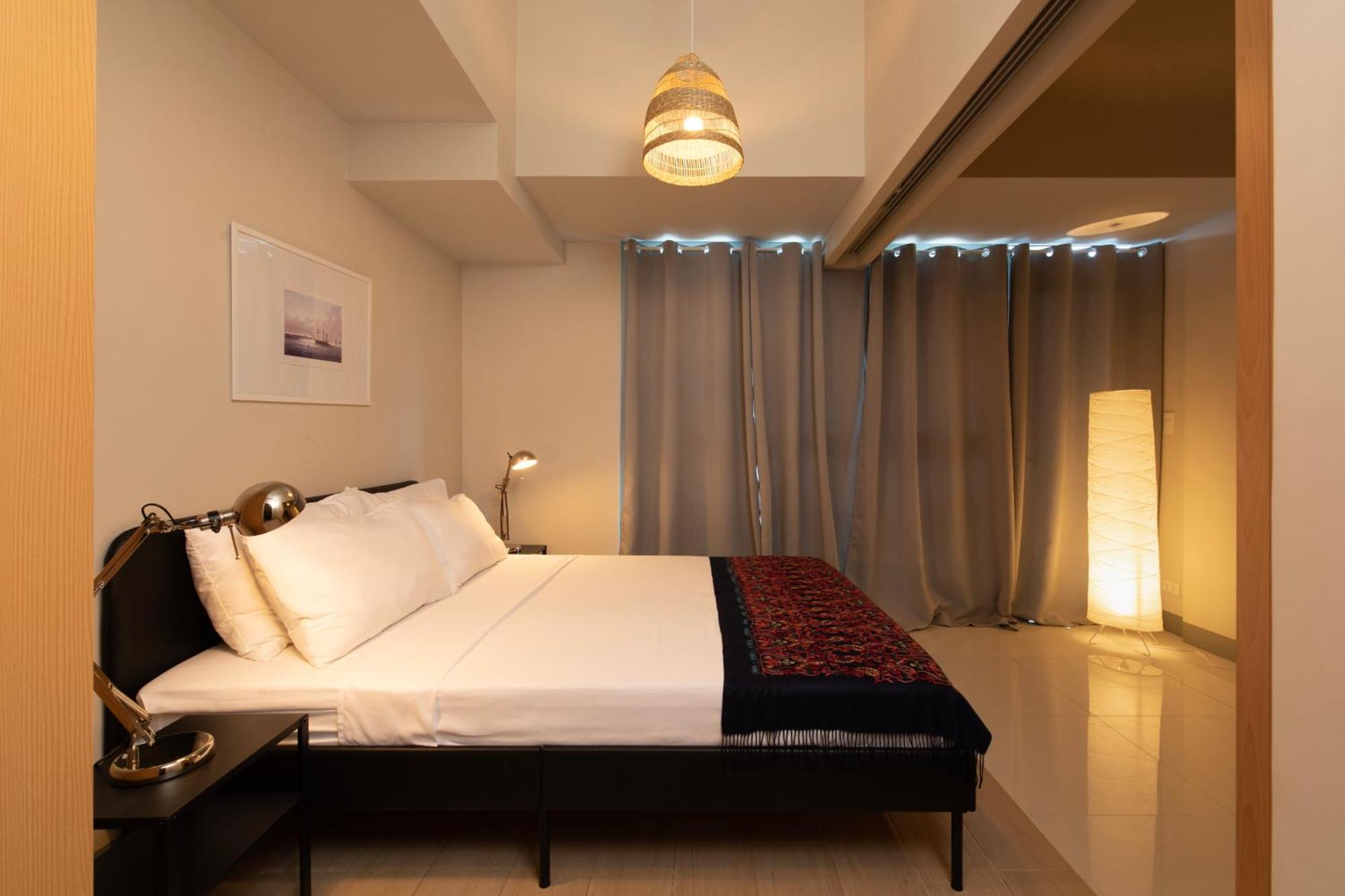Uptown Parksuites Apartments Tower 2 Bgc By Ph Staycation Manila Exterior foto